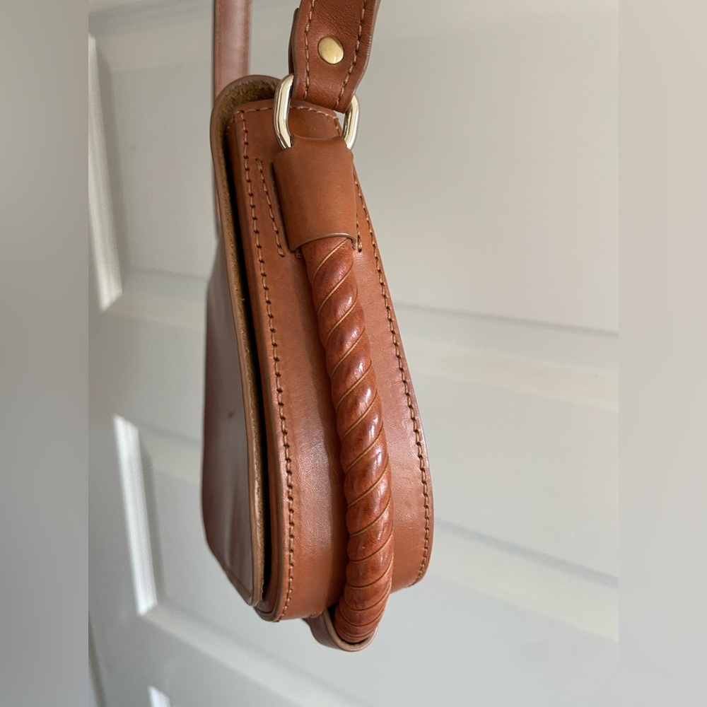 Jenni Kayne Small Leather Saddle Bag - Picture 4 of 13
